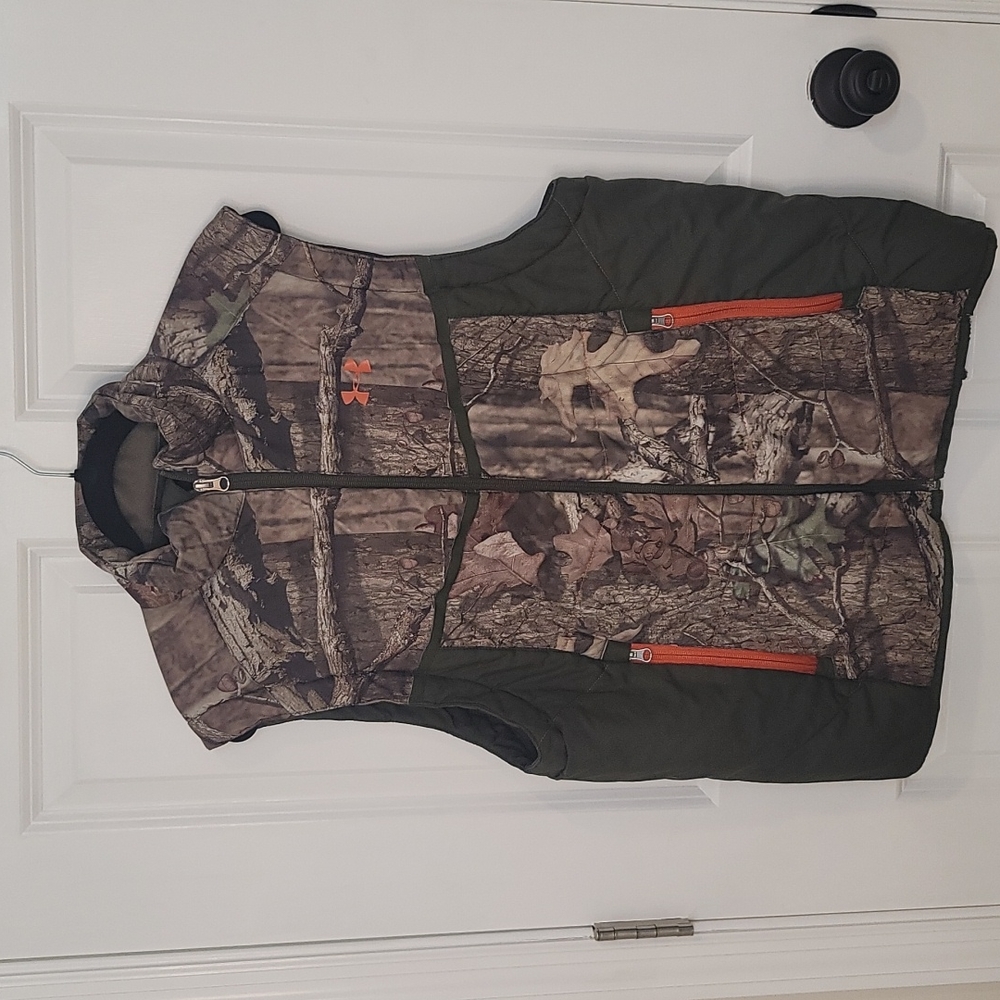 Under Armour camo down vest